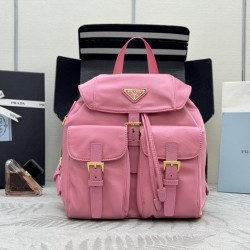 F470 with a full set of the right version of the counter packaging exclusive custom new small backpack 1BZ677 pink gold buckle This nylon backpack is part of Prad's traditional design highlighting the brand's important qualities innovative materials luxur