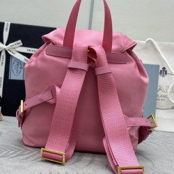 F470 with a full set of the right version of the counter packaging exclusive custom new small backpack 1BZ677 pink gold buckle This nylon backpack is part of Prad's traditional design highlighting the brand's important qualities innovative materials luxur