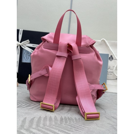 F470 with a full set of the right version of the counter packaging exclusive custom new small backpack 1BZ677 pink gold buckle This nylon backpack is part of Prad's traditional design highlighting the brand's important qualities innovative materials luxur