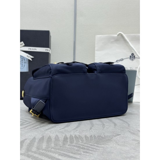 F470 with a full set of the right version of the counter packaging exclusive custom new small backpack 1BZ677 blue gold buckle This nylon backpack is part of Prad's traditional design highlighting the brand's important qualities innovative materials luxur