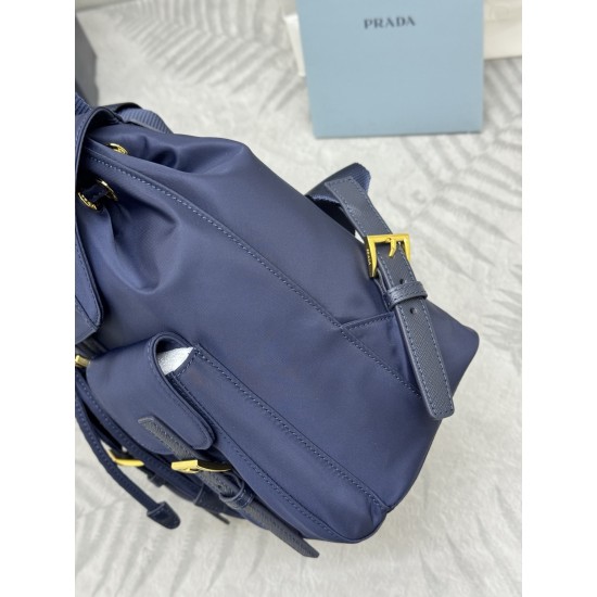 F470 with a full set of the right version of the counter packaging exclusive custom new small backpack 1BZ677 blue gold buckle This nylon backpack is part of Prad's traditional design highlighting the brand's important qualities innovative materials luxur