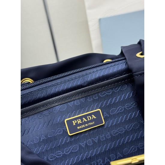 F470 with a full set of the right version of the counter packaging exclusive custom new small backpack 1BZ677 blue gold buckle This nylon backpack is part of Prad's traditional design highlighting the brand's important qualities innovative materials luxur