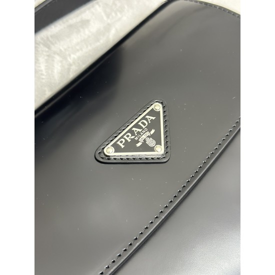 F620 with a full set of counter to the version of the package exclusive customized large flap double shoulder strap new antique underarm bag large flap this year's hot flap antique models underarm bag has been very popular this double shoulder strap desig