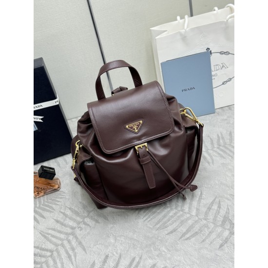 F790New Shoulder Bag 1BZ080Sheepskin BackpackThe Explore bag is a perfect blend of elegance and functionality with soft lines and a multi-pocket silhouette designed for urban exploration and outdoor adventuresStyle with detachable carry handlesShoulder ca