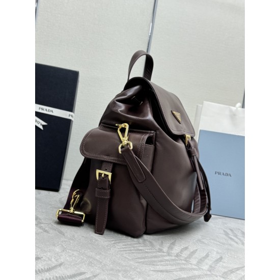 F790New Shoulder Bag 1BZ080Sheepskin BackpackThe Explore bag is a perfect blend of elegance and functionality with soft lines and a multi-pocket silhouette designed for urban exploration and outdoor adventuresStyle with detachable carry handlesShoulder ca