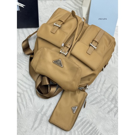 F480 with a full set of the right version of the counter packaging exclusive customized classic large backpack 1BZ811 nylon shoulder bag with exquisite Saffiano leather trim fusion of materials and decorated with triangular logo highlights the charm of fa