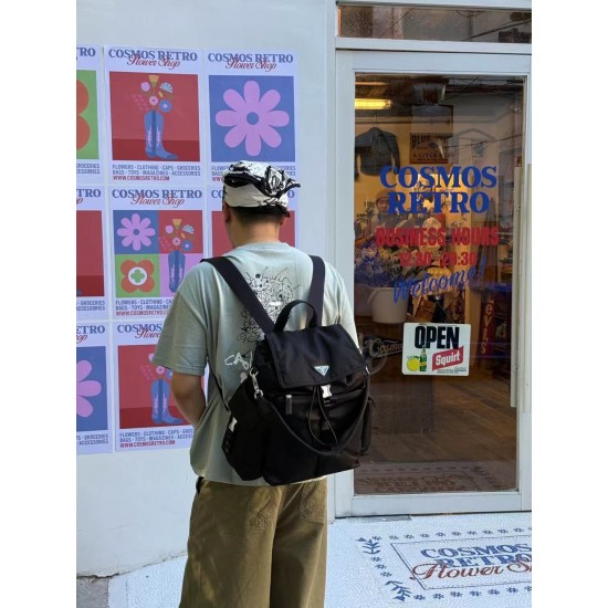 2VZ118 new shoulder bag on the body picture