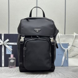 2VZ135 Duffel Bag Arrives in Black