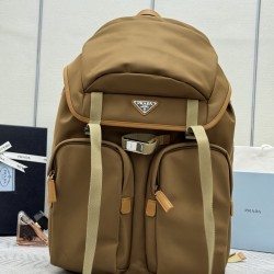 F780 new hiking bag 2VZ019 This duffel bag is made of imported nylon fabric to create quite a technological style backpack main compartment with flap and buckle back zipper pockets adjustable woven nylon straps two external zipper pockets and two drawstri