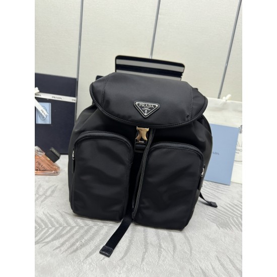 F420 upgraded version of the shoulder bag the latest models of hot nylon backpack 1BZ005 classic triangle enamel logo imported parachute fabric top hardware accessories front two pockets and flap buckle design appears more convenient and practical worth h