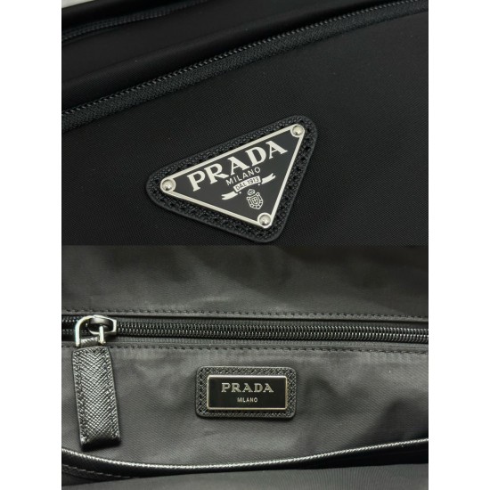 F680 new shoulder bag 2VZ101 multifunctional backpack This backpack is made of imported nylon fabric to present a technological appearance zipper main compartment and buckle for easy storage with two compartments three external zipper pockets lined with m