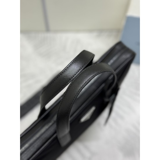F540 new briefcase 2VE368 nylon fabric using imported nylon fabric and Saffiano leather handle removable adjustable nylon shoulder strap design looks more fashionable metal accessories and titanium zipper functionality internal compartment two pockets one