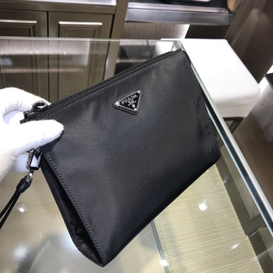 P180 Classic Clutch 2NE789 Triangle Mark made of imported nylon material cowhide removable leather wrist strap polished steel metal accessories 165 OEM code lightweight and fashionable L24xH17 bottom 65cm