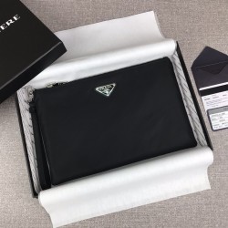 P150 top original single PRADA classic nylon cloth handbag latest styles counter synchronization genuine development model 2NH006 color black triangle mark within the code cloth label 165 generation of code top original single imported nylon material cowh