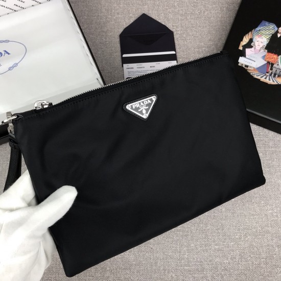 P150 top original single PRADA classic nylon cloth handbag latest styles counter synchronization genuine development model 2NH006 color black triangle mark within the code cloth label 165 generation of code top original single imported nylon material cowh