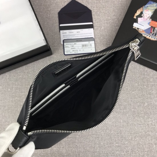 P150 top original single PRADA classic nylon cloth handbag latest styles counter synchronization genuine development model 2NH006 color black triangle mark within the code cloth label 165 generation of code top original single imported nylon material cowh