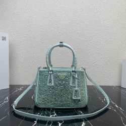 P780 top original 2023 new full star killer bag 1BA896 this mini satin handbags covered with different sizes of sparkling imported crystals to create outlined simple and exquisite lines of the bag body adorned with satin triangular lettering logo brand fe