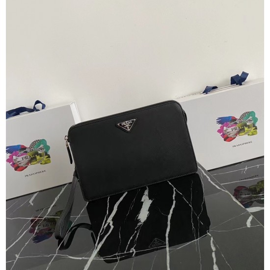 P260 new handbag 2VF056 men's handbag imported Saffiano leather men's handbag decorated with the classic triangle logo back strap and removable side straps can meet the needs of the use of the men's handbag is a wonderful collision of classic and trendy d