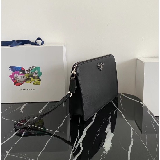 P260 new handbag 2VF056 men's handbag imported Saffiano leather men's handbag decorated with the classic triangle logo back strap and removable side straps can meet the needs of the use of the men's handbag is a wonderful collision of classic and trendy d