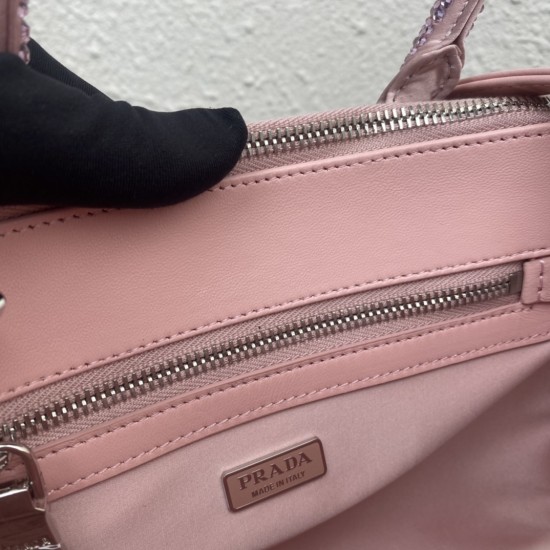 P780 top original 2023 new full star killer bag 1BA896 this mini satin handbags covered with different sizes of sparkling imported crystals to create outlined simple and exquisite lines of the bag body adorned with satin triangular lettering logo brand fe