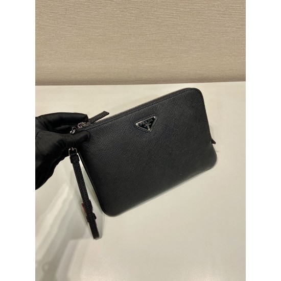 P280 new handbag 2NH024 small this men's hand into the cross grain cowhide leather with removable handle strap Lacan 7 words pull design simple and atmospheric super Pu models lightweight and practical like the baby hurry to get it L24xH17cm