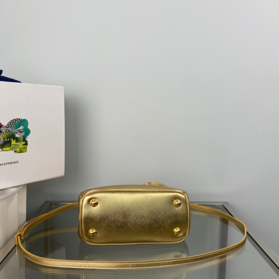 P670 top original single 2023 early spring new gold mini killer bag 1BA906 this Galleria handbag is made of iconic Saffiano leather with a detachable shoulder strap top gold hardware is a chic interpretation of the classic timeless elegance temperament of