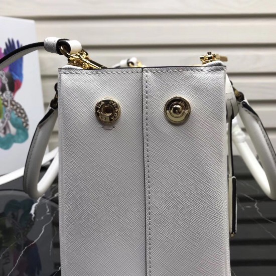 P680 P's Small Super Pop Killer Bag Original Quality Saffiano Leather Leather Double Carry Handle Removable Adjustable Leather Shoulder Strap Gold-Plated Fittings Metal Engraved Logo on Triangle Leather Side Snap Button Closure Two Zippered Exterior Pocke