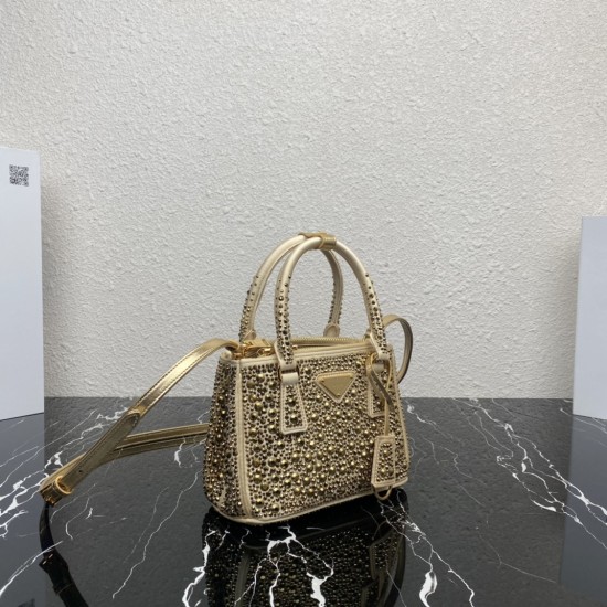 Top Original 2023 Spring/Summer New Starry Night Mini Killer Bag 1BA906 Dazzling crystals of different sizes glitter on this Prada Galleria bag to start a gorgeous party as if you were in the world of jewelry Charming design reflects Prada's centuries-old