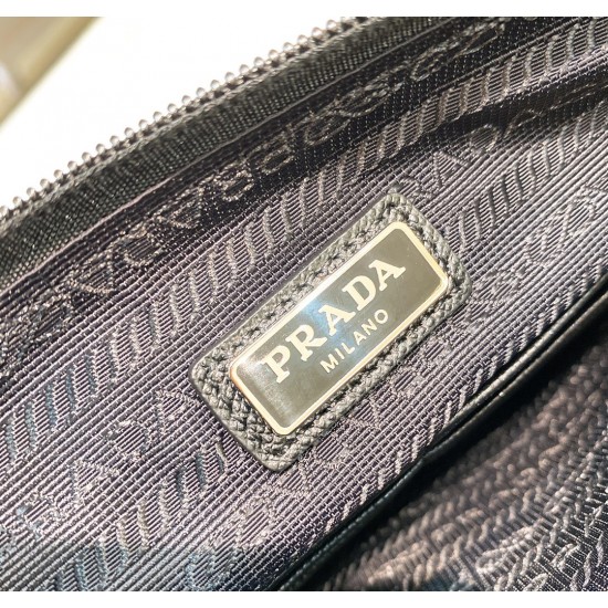 P160 new first new 2NH007 nylon clutch envelope bag imported Saffiano cross grain cowhide waterproof parachute nylon classic triangle label built-in card slot capacity super large with full leather wristlet men and women can be used in unisex handbags fas