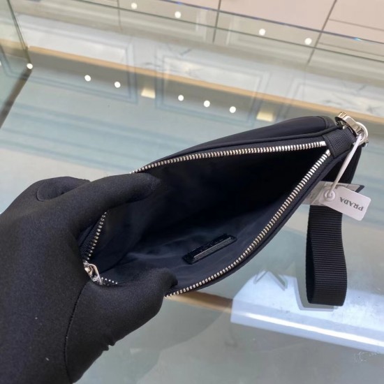P160 P's counter newest handbag 2NH011 arrived using imported nylon waterproof fabric detachable leather wrist Prada logo lining two inside pockets one with zipper size 2818x2cm Welcome to order!