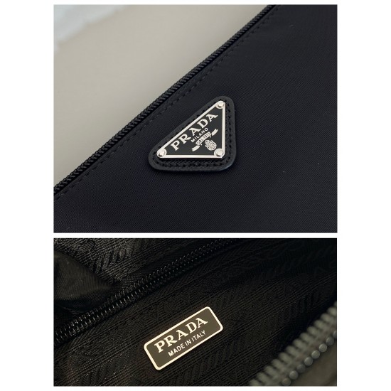 P220 New Clutch 1NS693 White Lat Hardware This clutch is made of imported nylon fabric White Lat triangular logo decorated with simple lines Open the body of the bag can be seen zippered interior pockets Removable leather wristlet men and women common mod