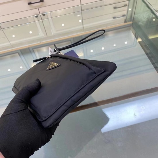 p160 exclusive first 2NH007 new cloth handbag made of imported nylon Saffiano leather material removable Saffiano leather wristlet zipper outside pocket triangle enamel logo top zipper closure inside logo nameplate two inside pockets one with zipper compa