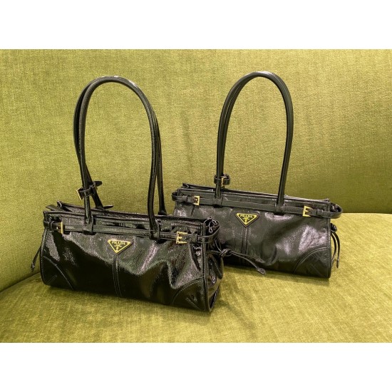 Wrinkled patent leather vs.