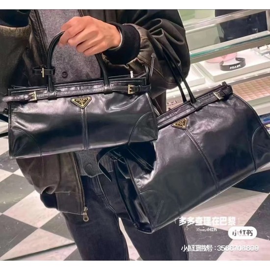 Soft Lux Oil Waxed Leather Small Large