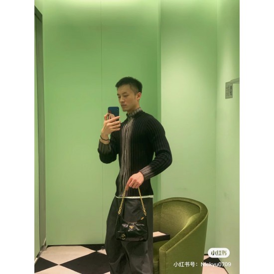 The oil-waxed leather trio adds a bit of vintage to the mix