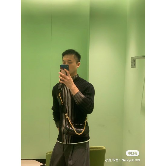 The oil-waxed leather trio adds a bit of vintage to the mix