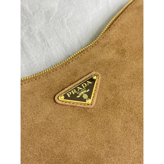 F650 with counter to the version of the full set of packaging exclusive customized new suede Aimee underarm bag 1BC229 small suede this leather Hobo underarm bag design temperament simple imported suede brushed leather front metal triangular enamel logo w