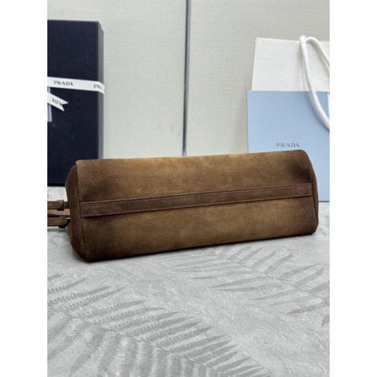 F670 with Counterpart Full Package Fall/Winter 2025 New Suede 1BC262 Enchan Brushed Leather Handbag features a vintage glamorous silhouette with a practical and modern structure that reinterprets classic feminine shapes enriched by soft silhouettes and em