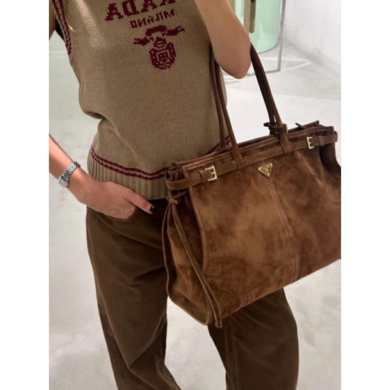 1BA439 Suede Dark Brown Top View