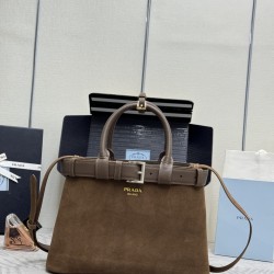 1BA434 Suede Dark Arrival