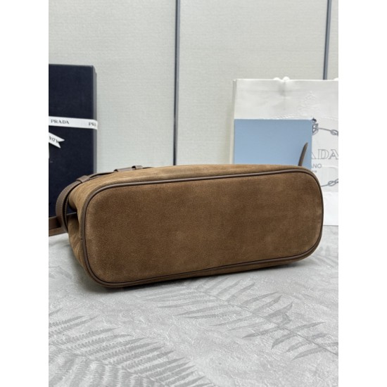 F850 new women's bag Medium 1BA417 suede suede this handbag women's bag using imported inside with imported suede leather frosted leather inside with imported sheepskin simple lines and sophisticated elements intertwined interpretation of the elegant and 