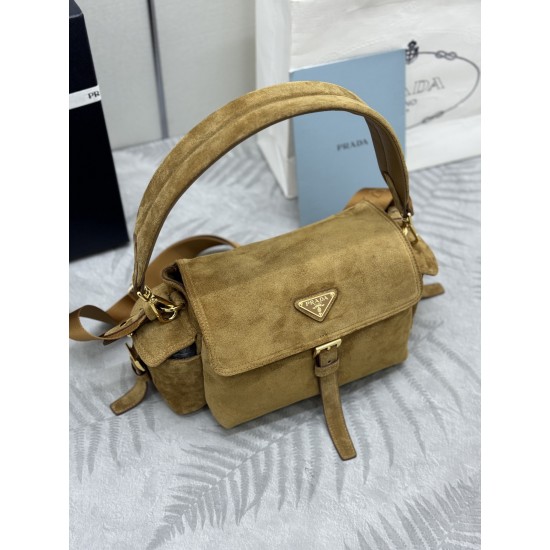 F700 with counter counterpart full set of packaging exclusive customized new messenger bag 1BD394 suede cinnamon This handbag is a perfect blend of sophistication and functionality made of imported suede with a soft silhouette with multiple pockets Lightw