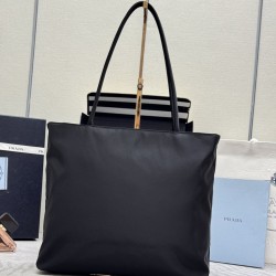 F300 new tote bag B6245 medium this retro tote bag using imported nylon fabrics iconic triangle label design simple and stylish space capacity is very practical retro fashion combined with one too good to look at and a permanent never out of fashion shopp