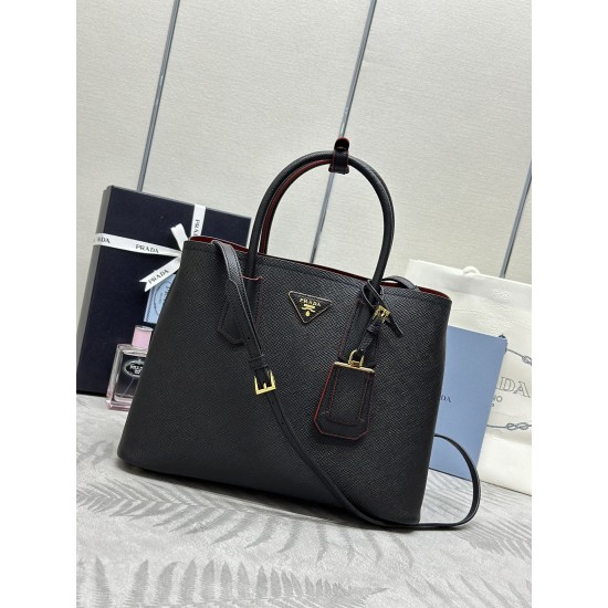 F830 classic models Tote red lining 1BG775 black large 33cm arrival color color fully upgraded using imported coarse cross grain cow with the impact of the color calfskin top brushed hardware color matching handles never out of fashion shopping bag naught