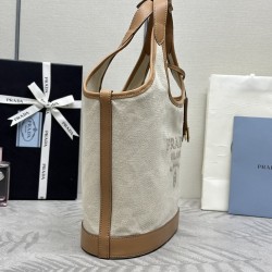 F530 with Counterfeit Full PackagingExclusive New Medium Tote Bag 1BG471 ArrivalThis tote bag is made of a linen blend fabric that displays a stylish sense of volume and sophisticated geometric shapes to emphasize its structured designCasual and versatile