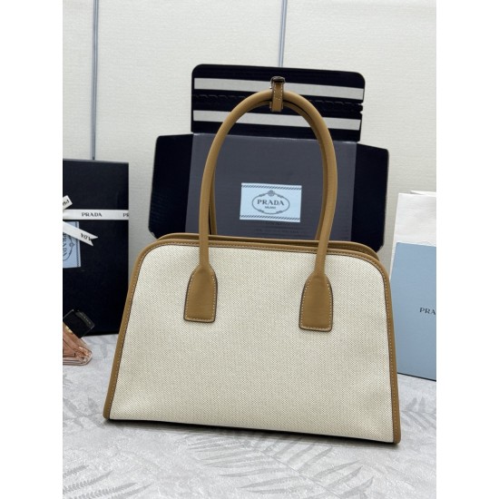 F590 new linen tote bag 1BG572 this bag combines cowhide and linen blended fabrics versatile fashion and lightweight texture molded Oversize silhouette skillfully interpreted duality functional and practical design exquisite exquisite detail highlights th